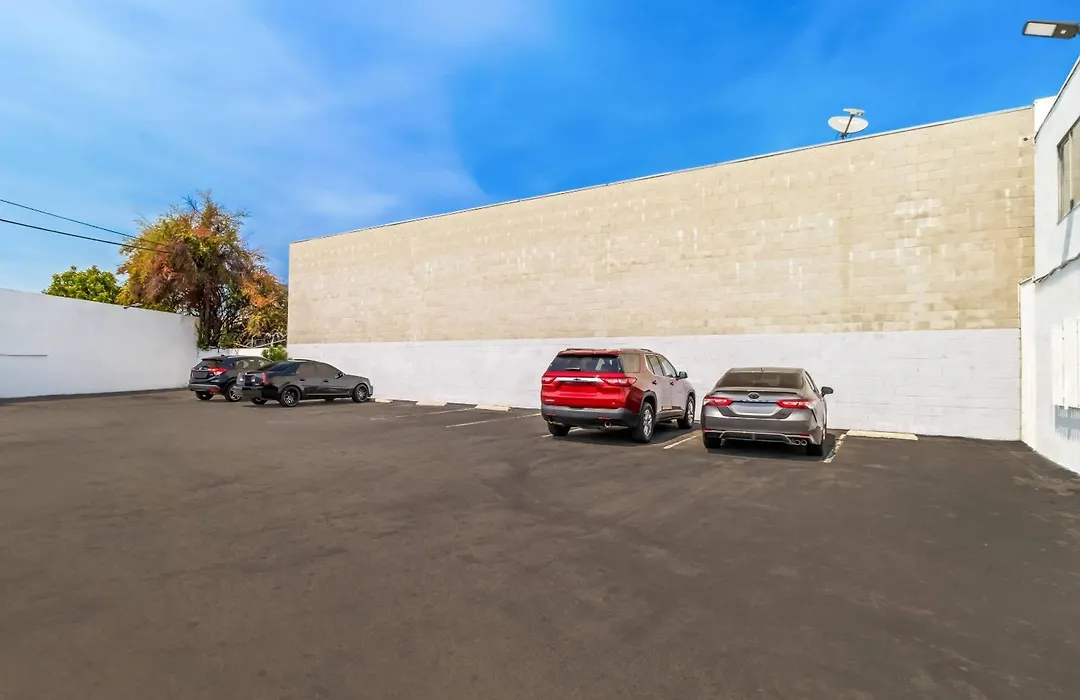 Rodeway Inn & Suites North Hollywood Burbank Airport - Universal Area-1